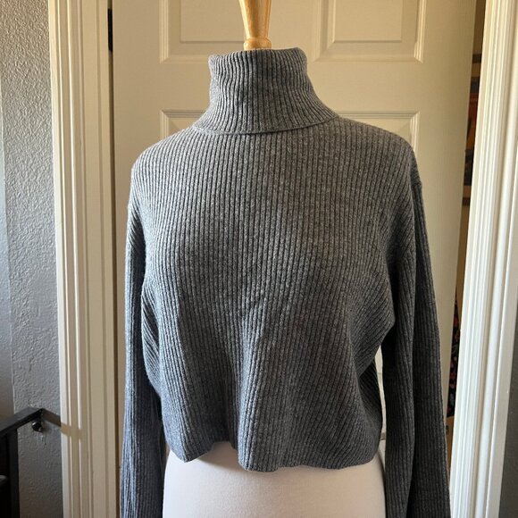 REFORMATION Luisa Cropped Ribbed Cashmere Turtleneck Sweater Gray Small - Picture 3 of 7
